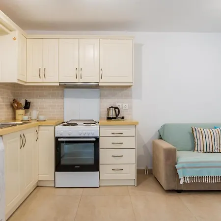 Holiday home Afroditi Ftelia Yasemi B