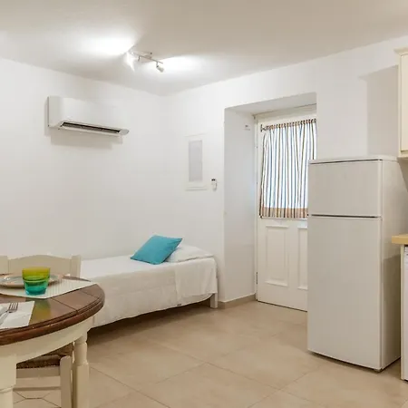 Semesterbostad Afroditi Yasemi B Ftelia (Mykonos)